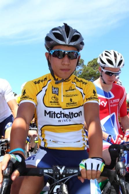 Race leader, Caleb Ewan (BikeBug) on the start line