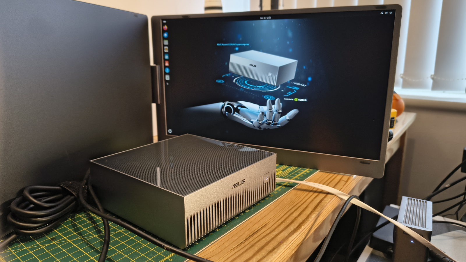 Asus Ascent GX10 AI Supercomputer