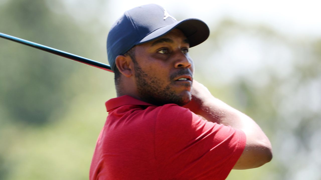 Harold Varner III takes a tee shot at the 2022 BMW Championship