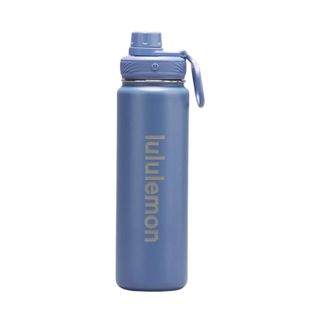 Holiday workout essentials: A lululemon water bottle