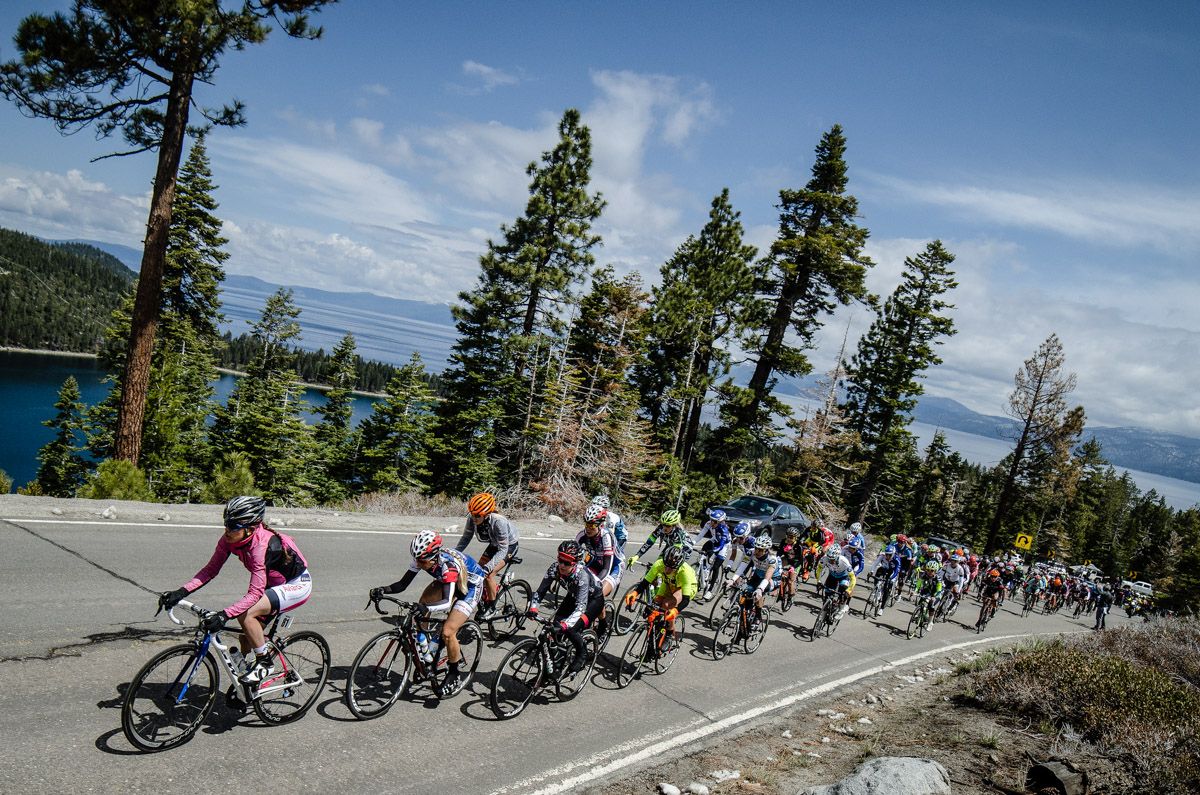 The field heads over the climb towards Emerald Bay.