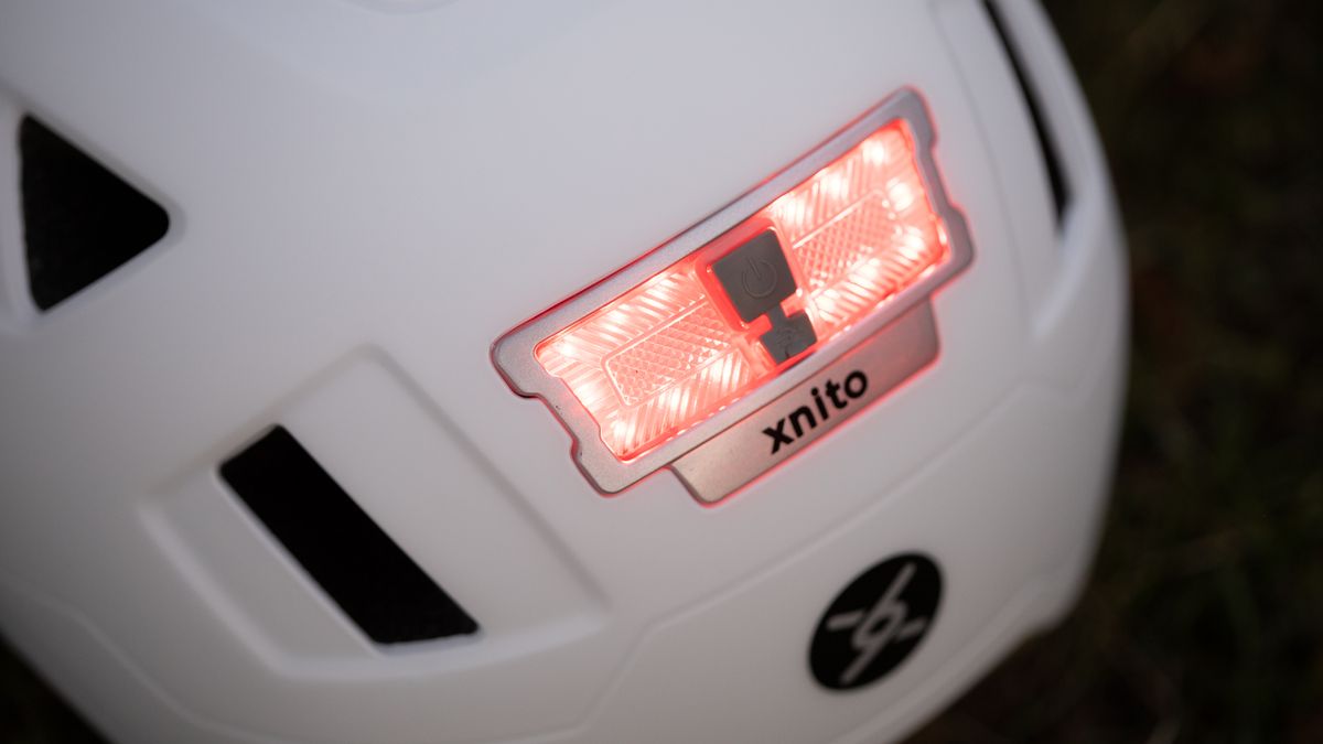 Xnito e-bike helmet rear light