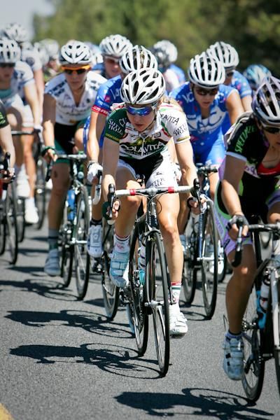 Andrea Dvorak (Colavita-Sutter Home) patrols the front of the field.