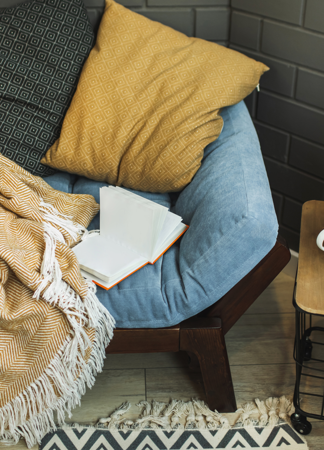 Reading nook with a rug
