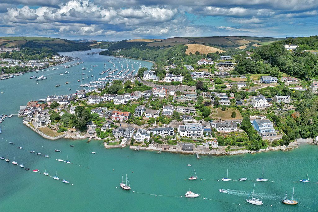 Riverside properties for sale: Riversea, Kingswear, Dartmouth, Devon.