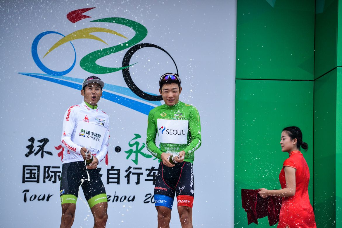 Kim Okcheol wears the green jersey after stage 3 of the 2016 Tour of Fuzhou