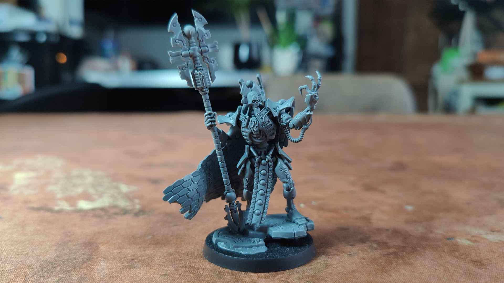 The new Imotekh the Stormlord model on a wasteland battlemat
