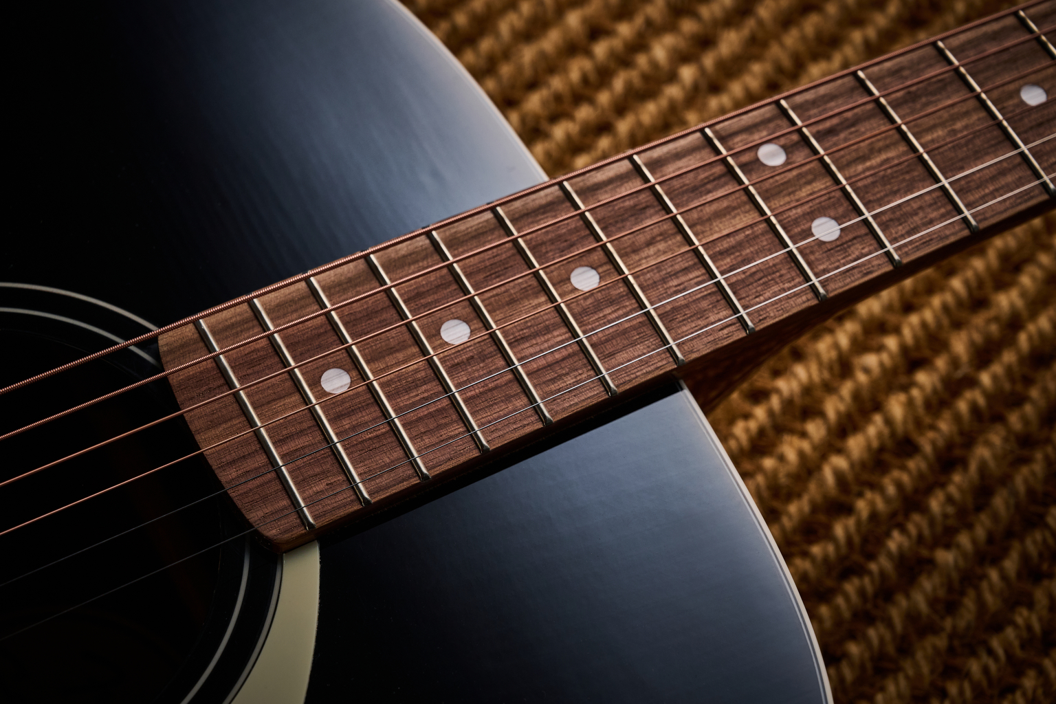 Fender California Standard Redondo