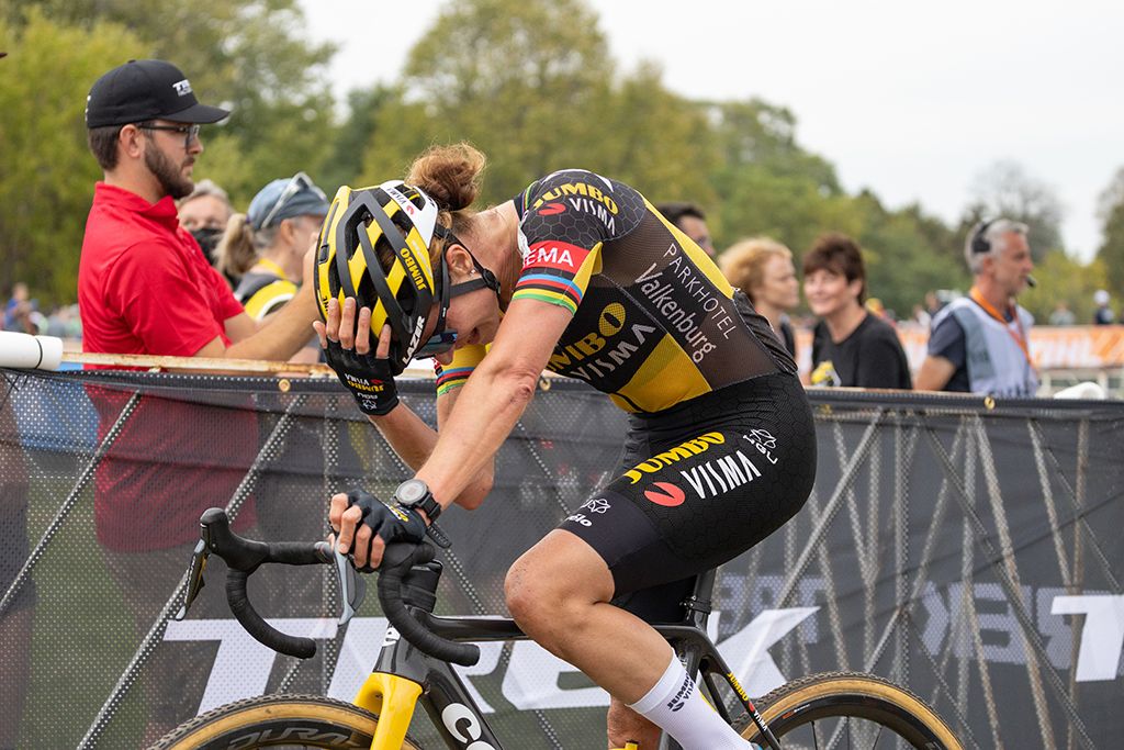 Marianne Vos after winning at the UCI Waterloo Cyclo-cross World Cup at the elite women's race 2021