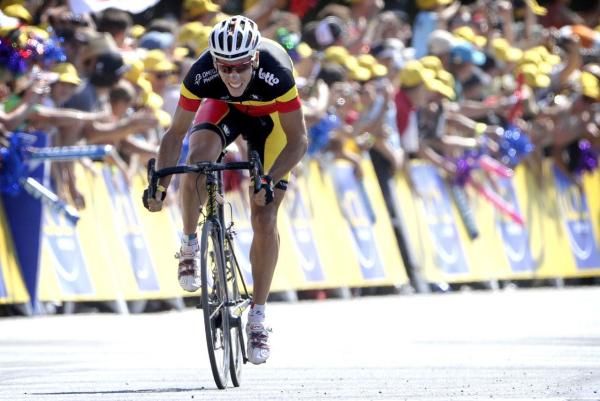 Gilbert sprints to the line