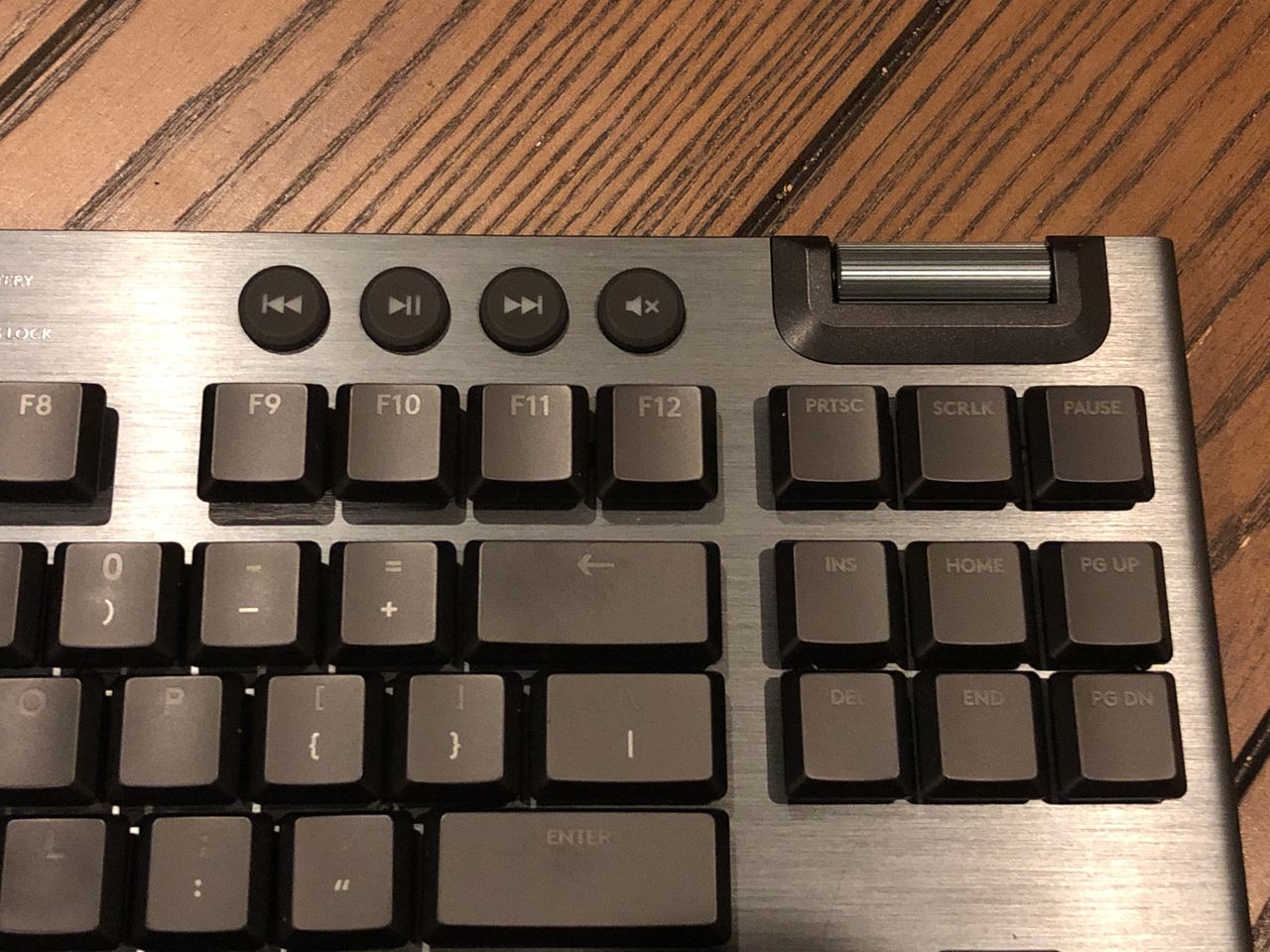 Logitech G915 TKL