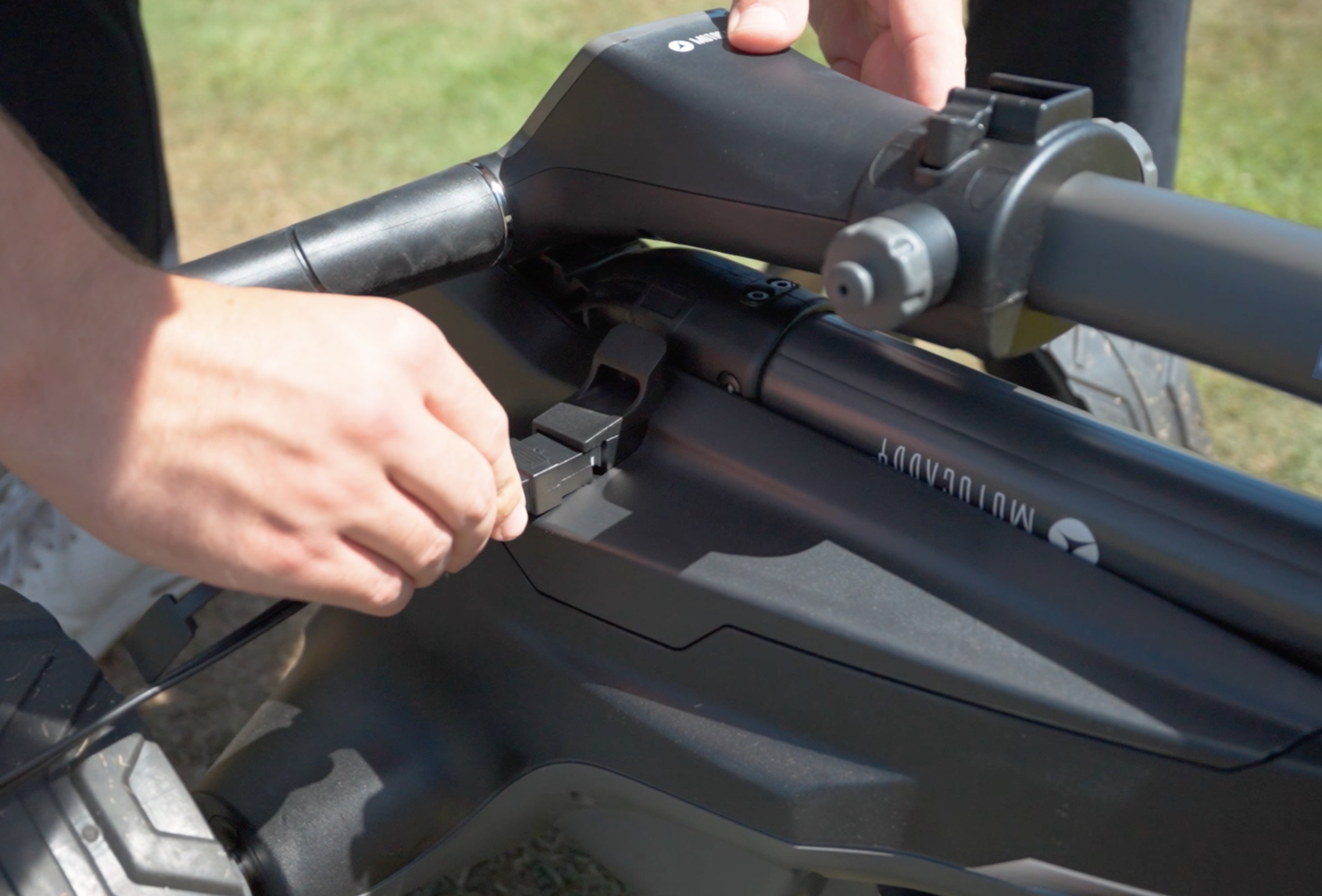 Motocaddy M7 Remote features