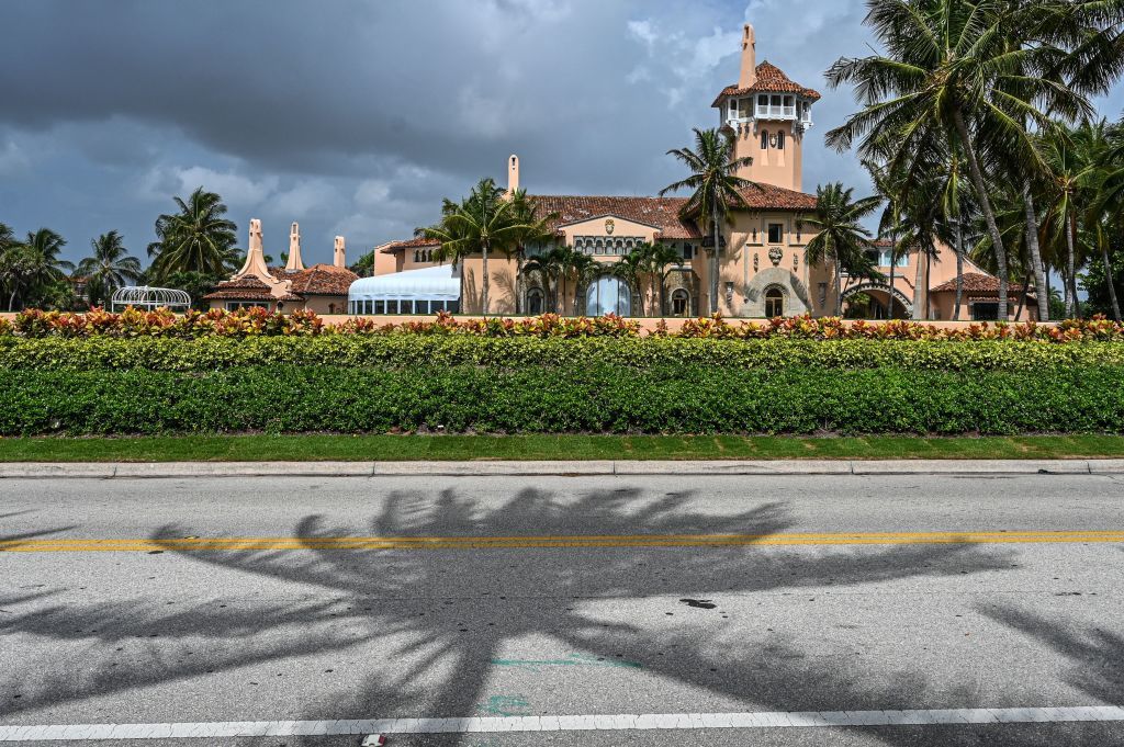 FBI finds 48 empty classified document folders in Trump's Mar-a-Lago ...
