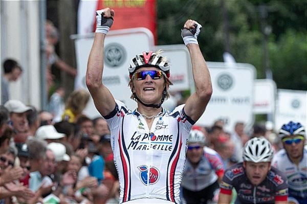 Evaldas Siskevicius (La Pomme Marseille) wins the stage