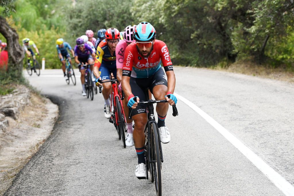 Thomas De Gendt (Lotto Dstny) at the front of the breakaway