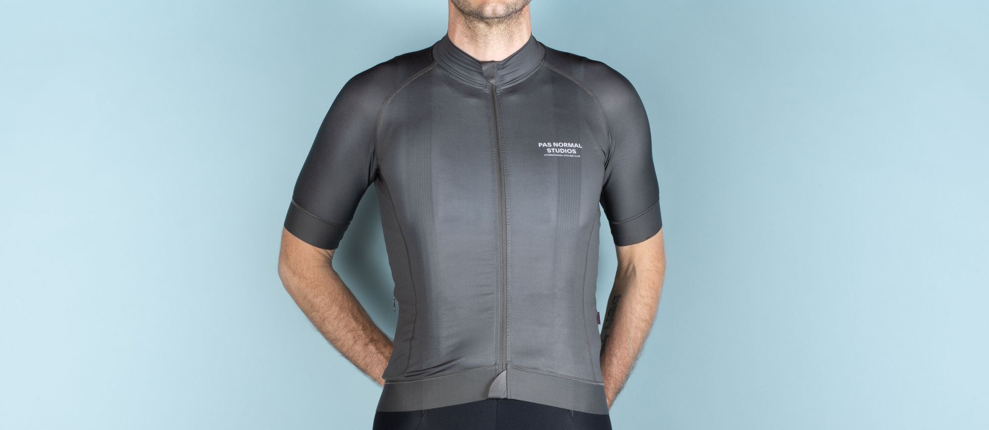 PAS NORMAL STUDIOS MECHANISM ジレ PAS NORMAL STUDIOS Mechanism Long Sleeve Jersey Anthracite