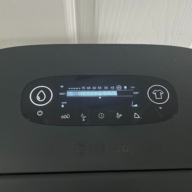 Meaco DD8L Pro Dehumidifer - control panel buttons
