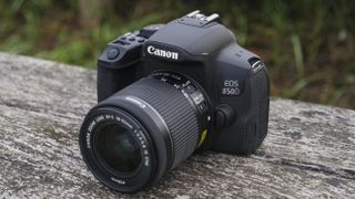 Canon EOS Rebel T8i / Canon EOS 850D