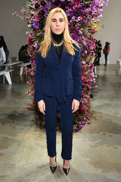 Fashion, Clothing, Fashion model, Purple, Pantsuit, Outerwear, Pink, Fashion show, Haute couture, Waist,