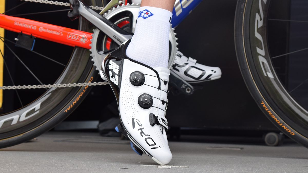 French brand Ekoi provide this FDJ rider with their R3 model shoes