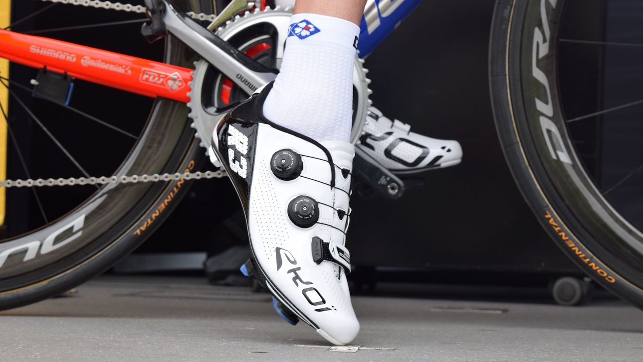 French brand Ekoi provide this FDJ rider with their R3 model shoes