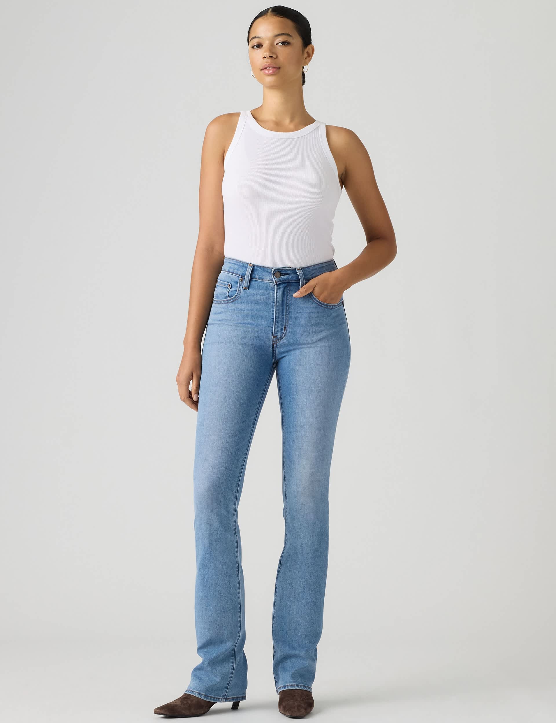 725 High Rise Bootcut Jeans