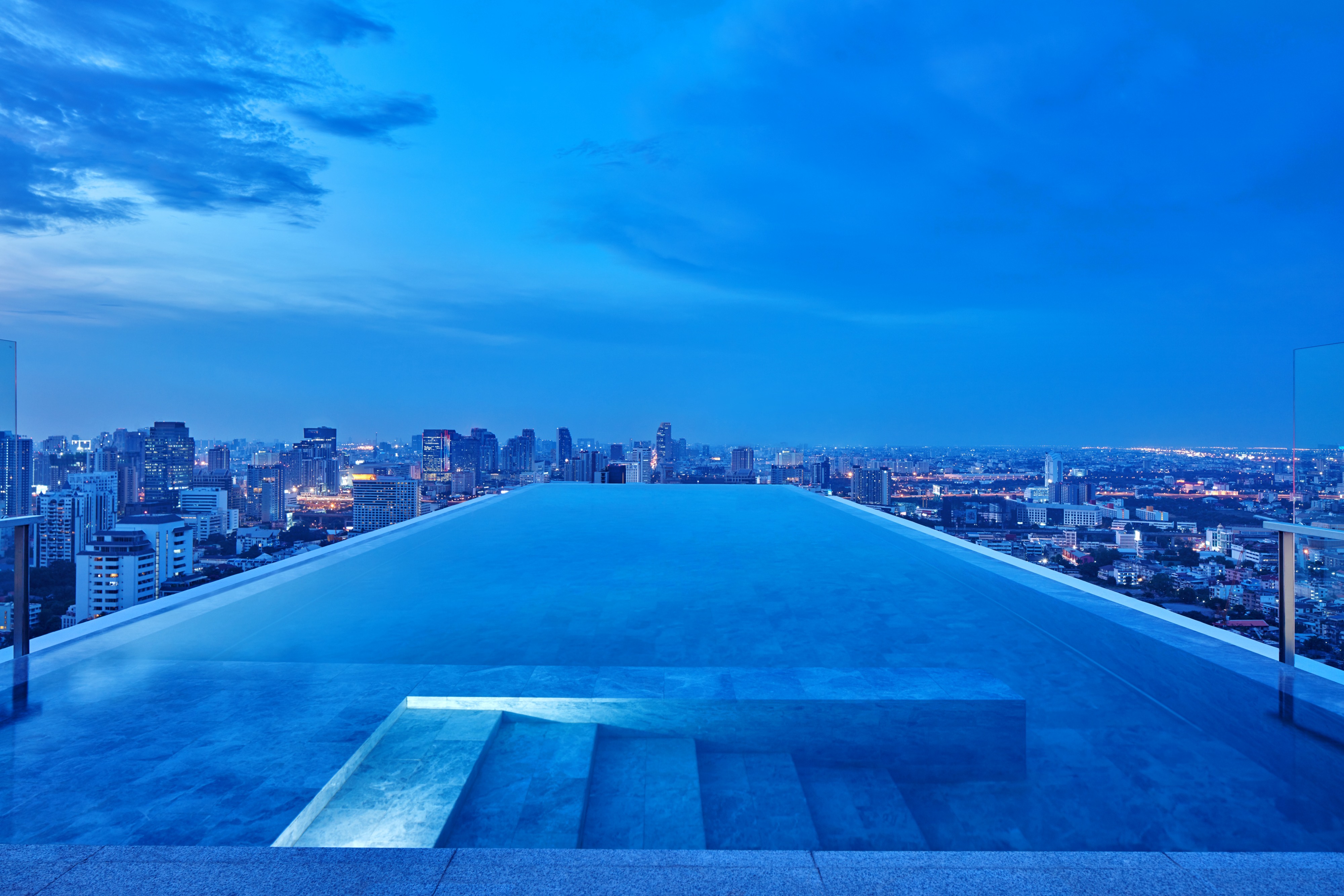best hotel outdoor pools