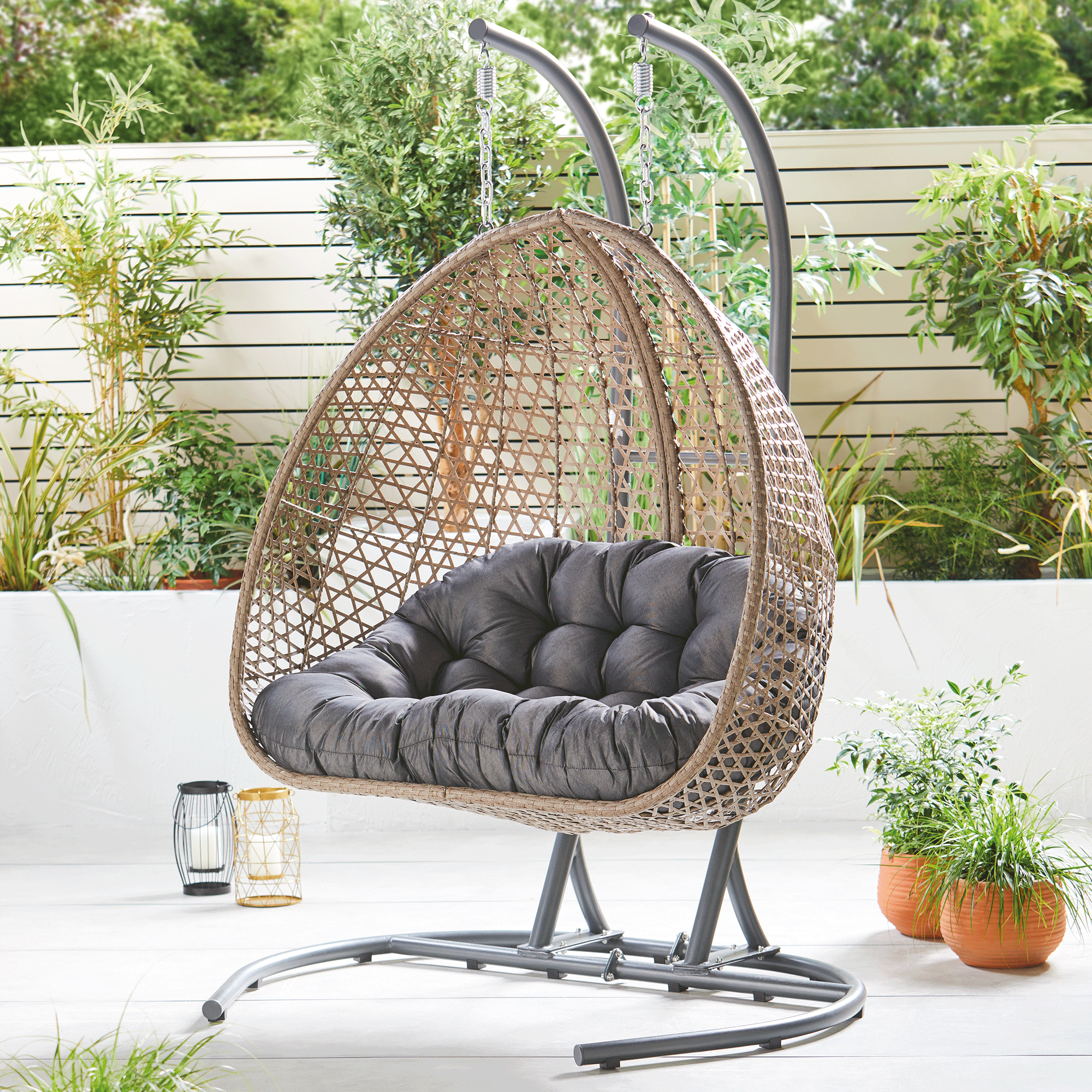 Large Aldi hanging egg chair