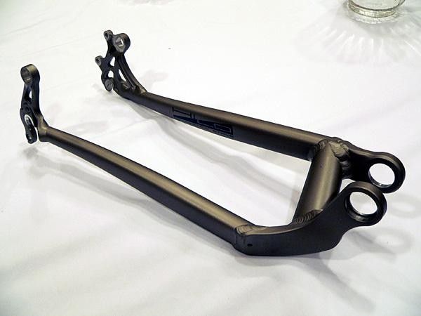 Trek&rsquo;s new HiLo chainstay assemblies allegedly save up to 200g over last year&rsquo;s setups.