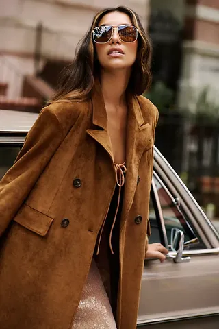 Trenchcoat aus Wildlederimitat von Anthropologie