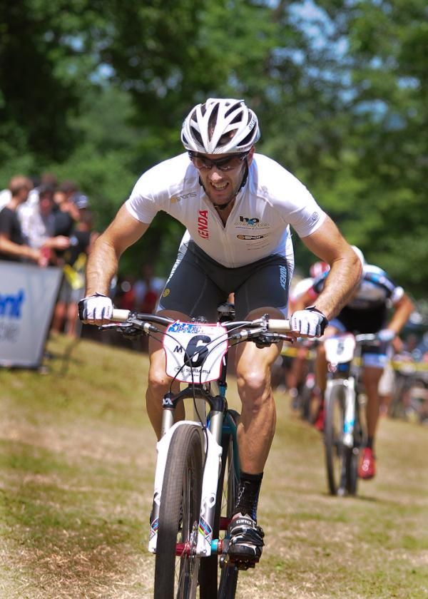 Sid Taberlay (H20 Overdrive) beats JHK (Subaru-Trek) in the sprint finish.