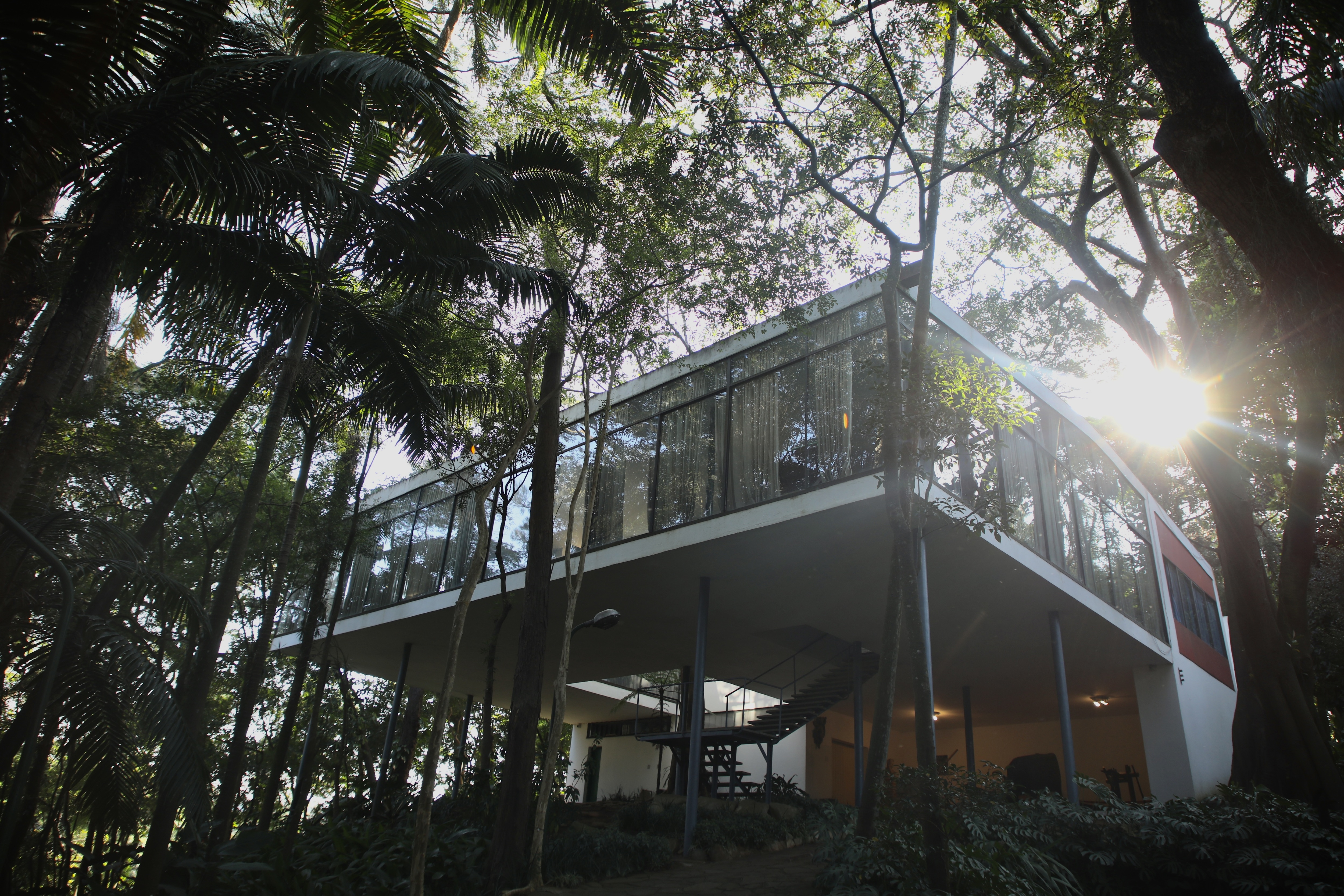 Glass House by Lina Bo Bardi