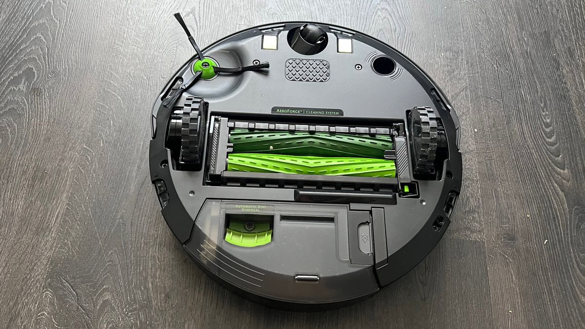 how-to-clean-roomba-j7-cordless-vacuum-guide