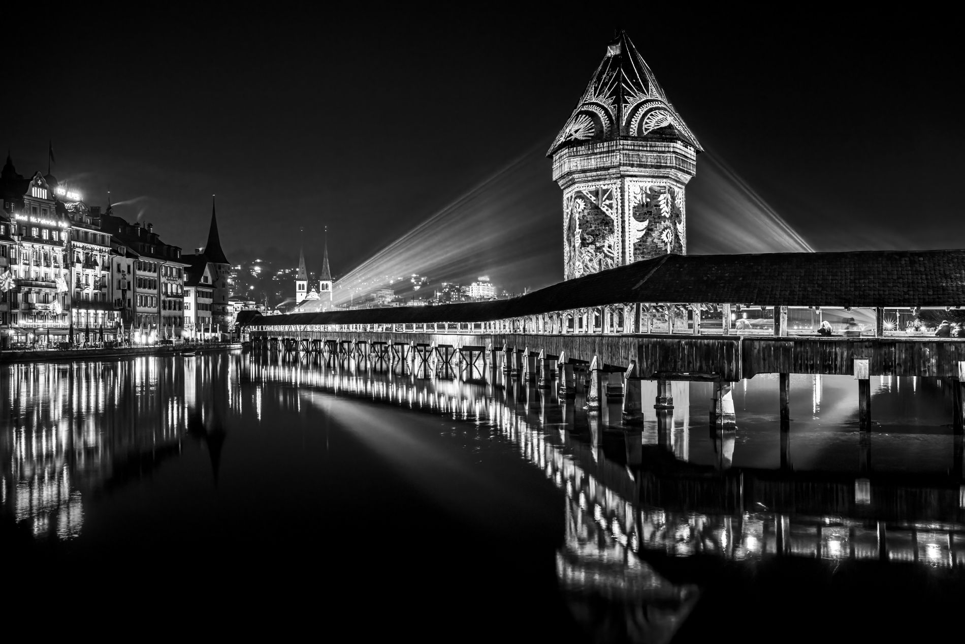 GuruShots - Powerful Black & White Jan 26