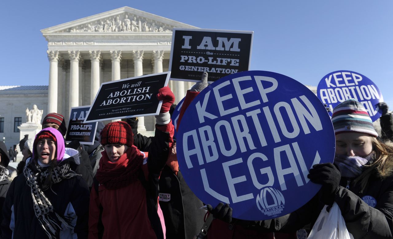 Pro-abortion, anti-abortion protesters