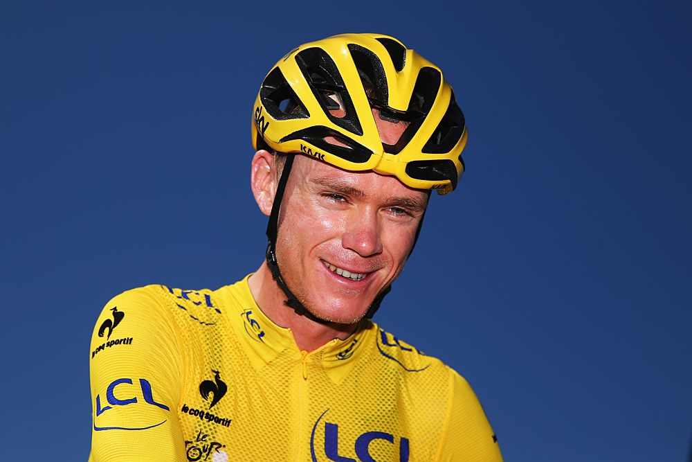Chris Froome (Team Sky) wears the yellow jersey on the start line in Bourg-de-P&eacute;age