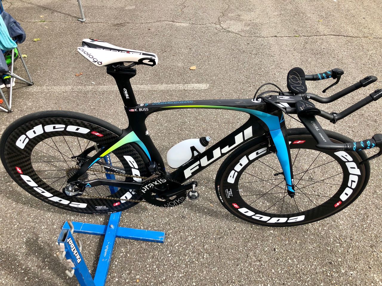 Now a Fuji house brand, Oval has a history of aggressive aero design