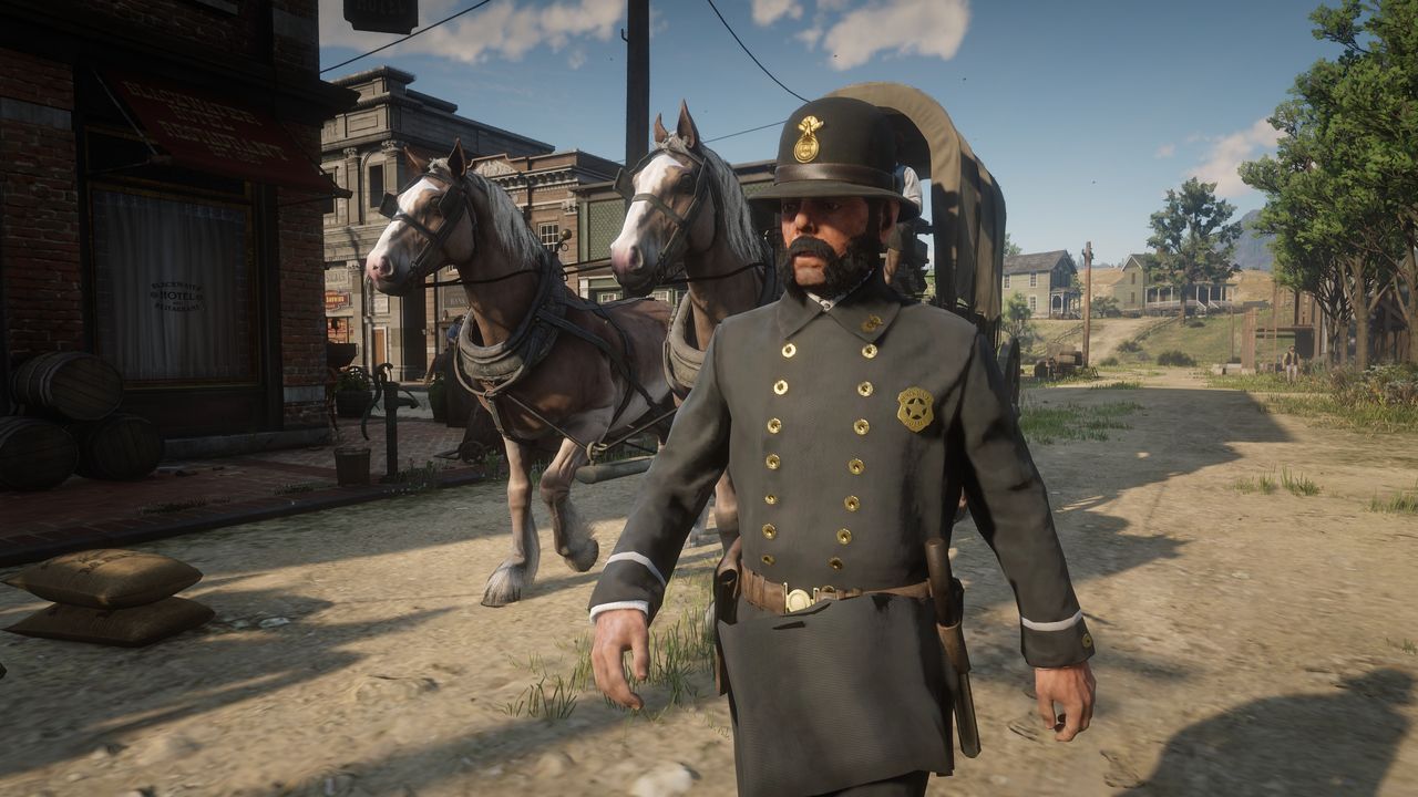 Playing as a lawman in the Red Dead Redemption 2 First Response mod