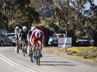ProVelo Super League: 17-year-old Connor Wright wins pivotal Tour of Tasmania stage 3 but women's stage cancelled after mass pile up