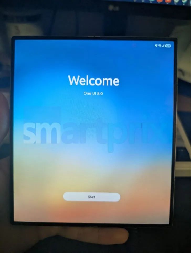 A photo supposedly showing the Samsung One UI 8 Welcome screen
