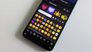 Gboard emoji and Emoji Kitchen