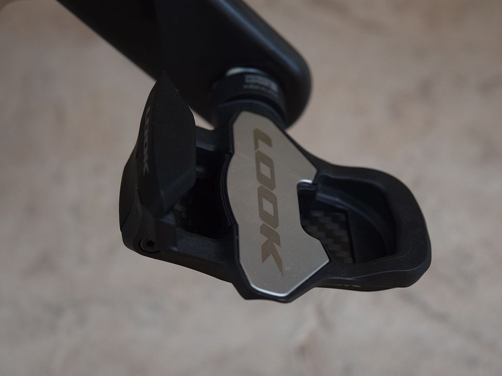 Katusha-Alpecin run Look Keo Carbon Blade pedals