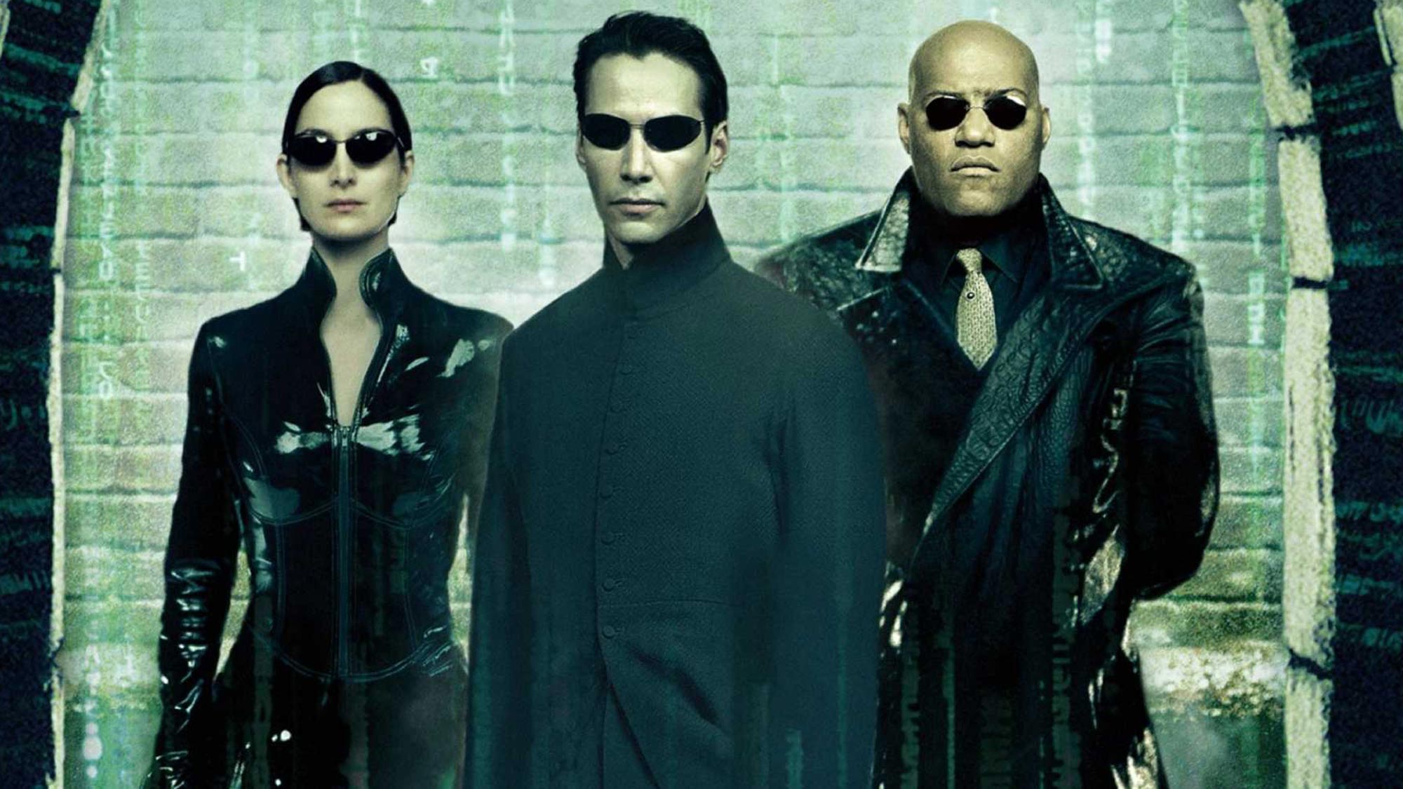 Carrie-Anne Moss, Keanu Reeves und Laurence Fishburne in The Matrix