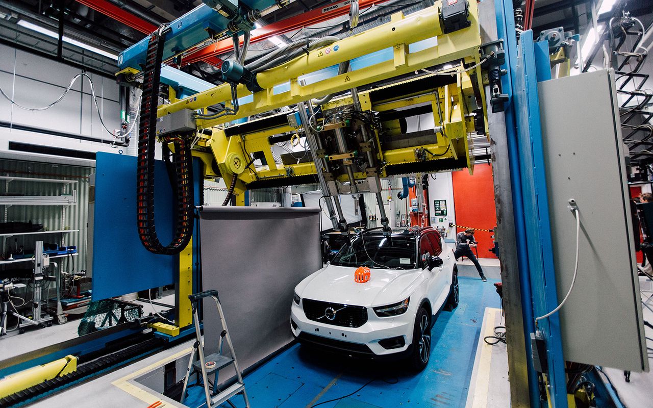 A look at the crash dummy testing rig