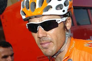 Markel Irizar (Euskaltel-Euskadi) was in a break.