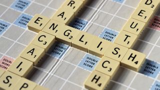 scrabble spelling out languages