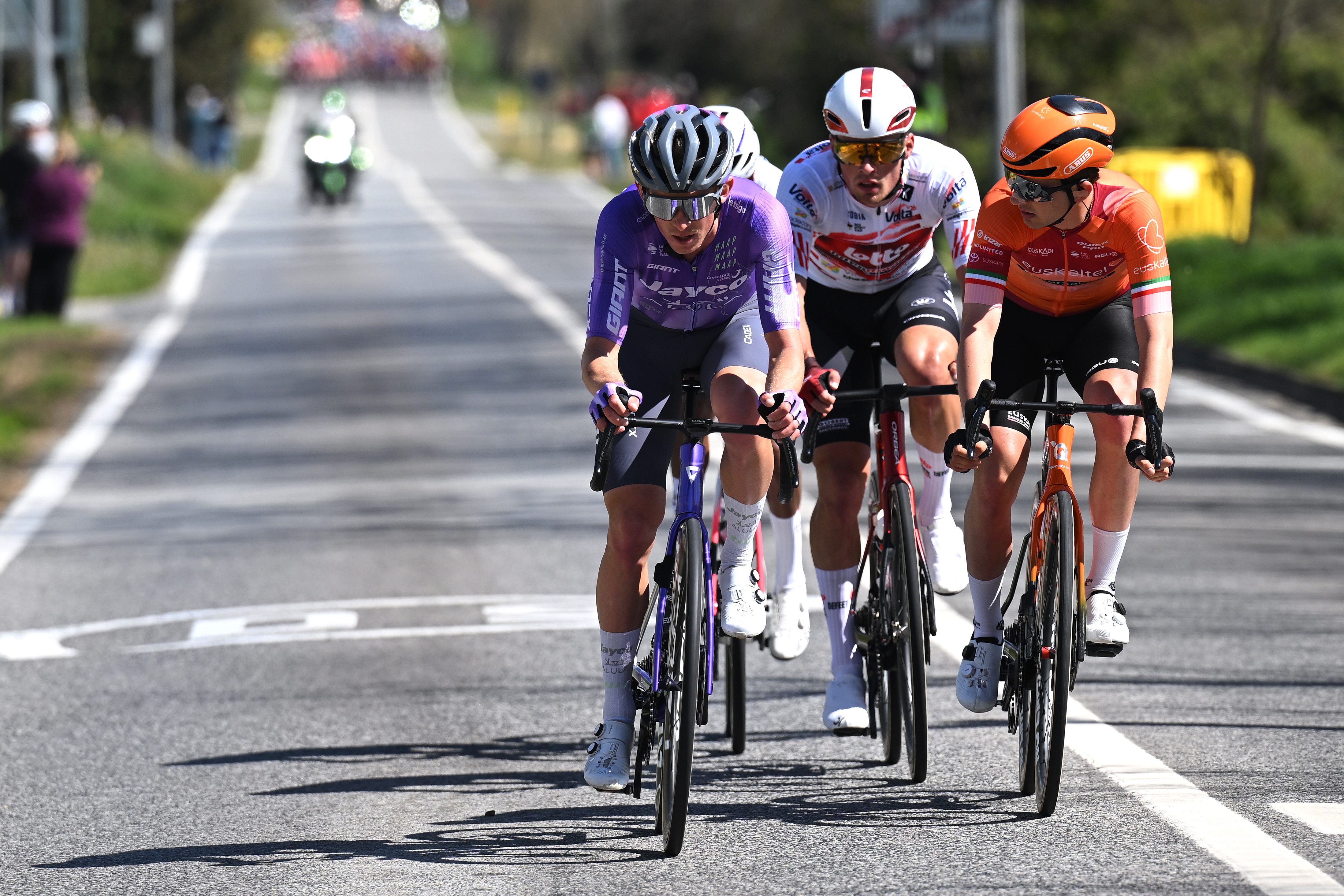Break on stage 4 of Volta a Catalunya 2026