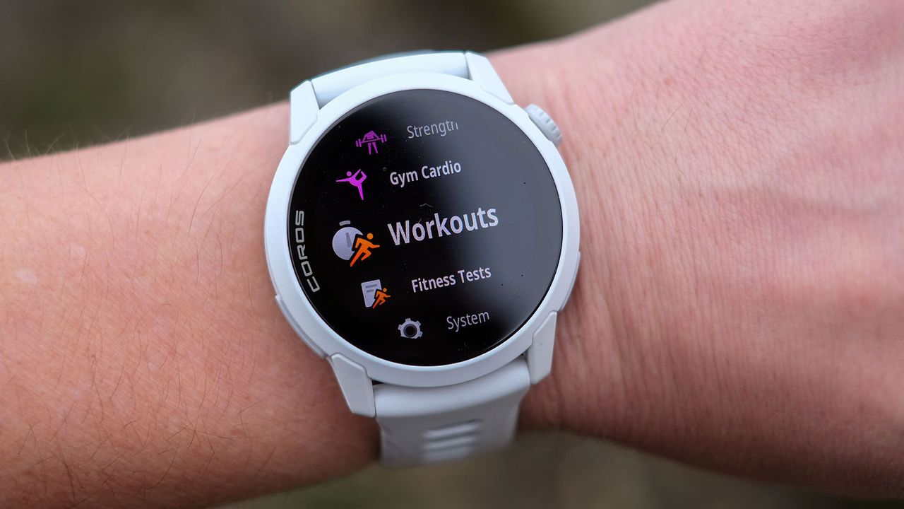 A close-up picture of the watch features on the Coros Pace 4 watch