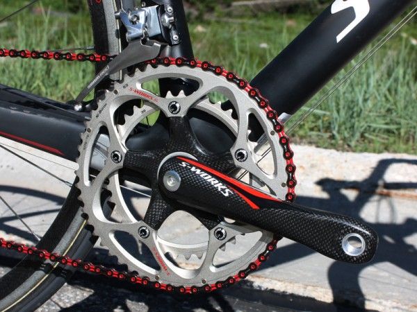 The new FACT SL crank on the top-end S-Works Tarmac SL Superlight uses a carbon fiber spider and lighter chainrings.