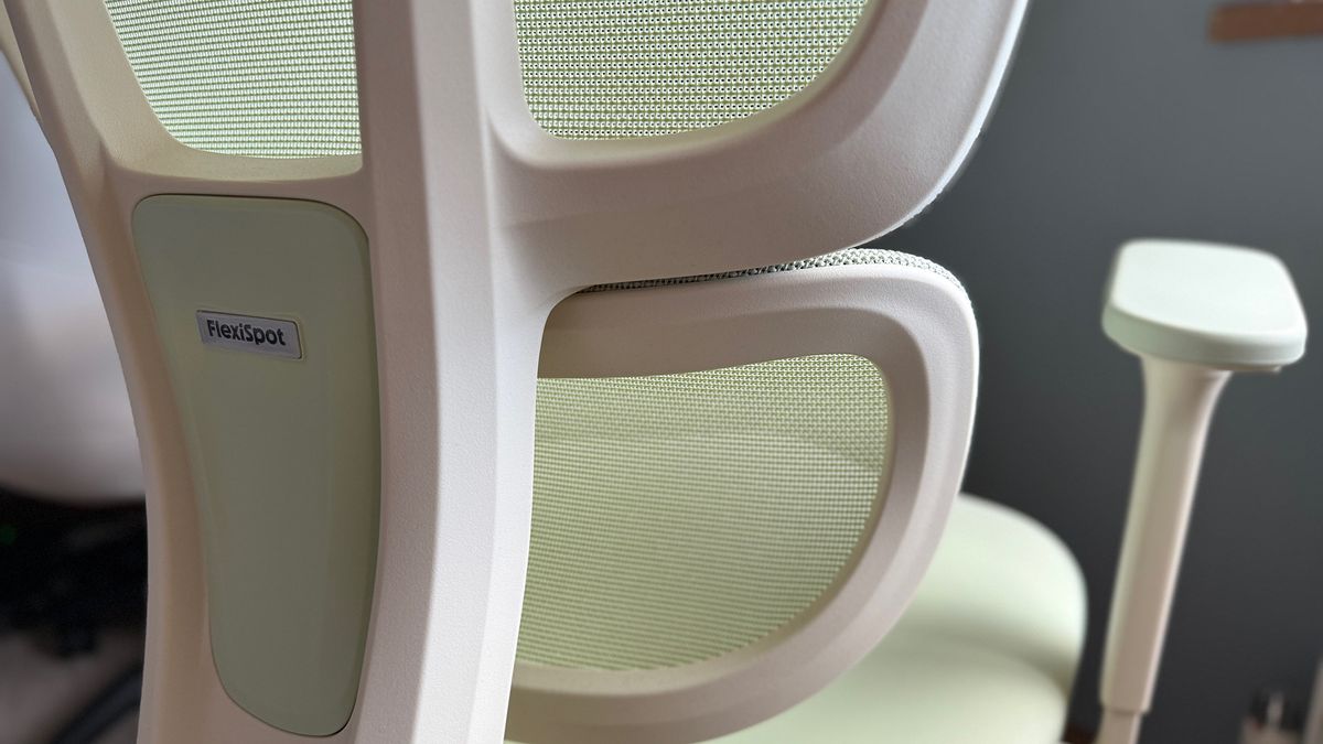 Three detail shots of the Flexispot BS5 chair.